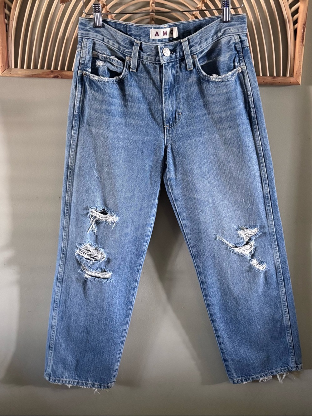 AMO Billie Relaxed Straight Ripped Blue Jeans